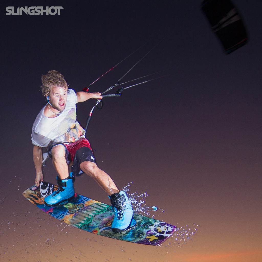 slingshot-kiteboarding-sam-light-2015-fuel-vision-board-dusk-ipad3.jpg