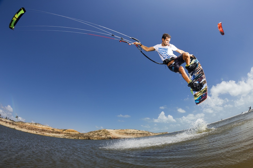 Обучение кайтсерфингу в Москве и России.jpg