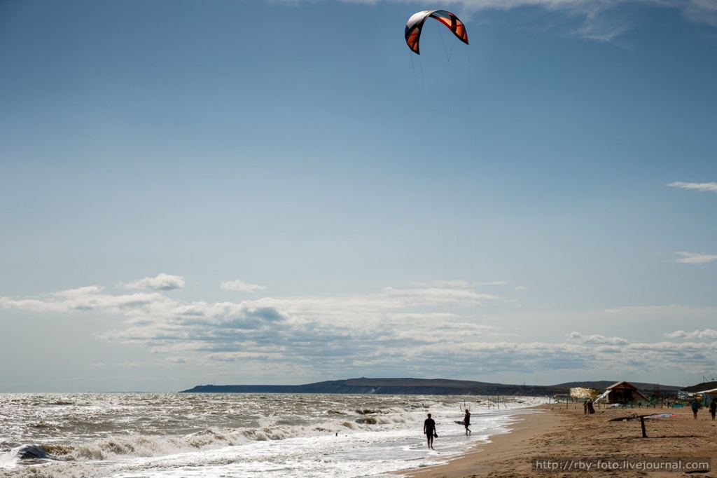 ЛУЧШИЕ КАЙТ-СПОТЫ И МЕСТА ДЛЯ КАЙТСЁРФИНГА В РОССИИ.jpg