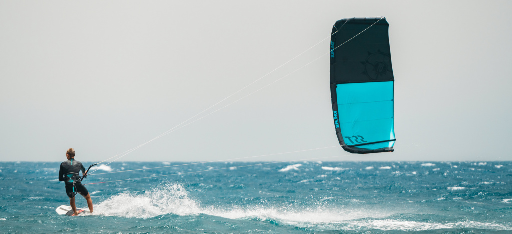 Кайт Slingshot SST v6