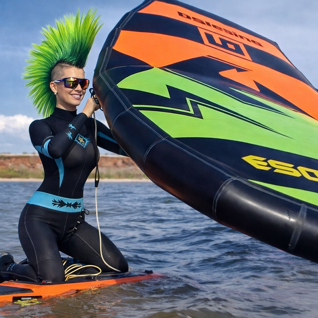 Женский гидрокостюм Esoteric