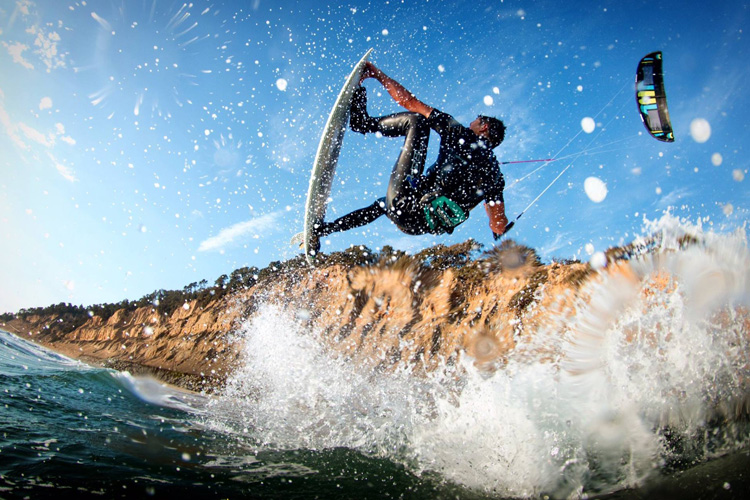 Правильно подобрать гидрокостюм поможем на кайт ру.jpg