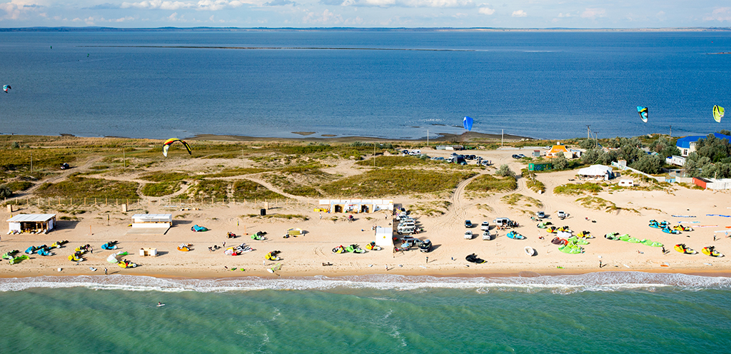 ЛУЧШИЕ КАЙТ-СПОТЫ И МЕСТА ДЛЯ КАЙТСЁРФИНГА В РОССИИ.jpg