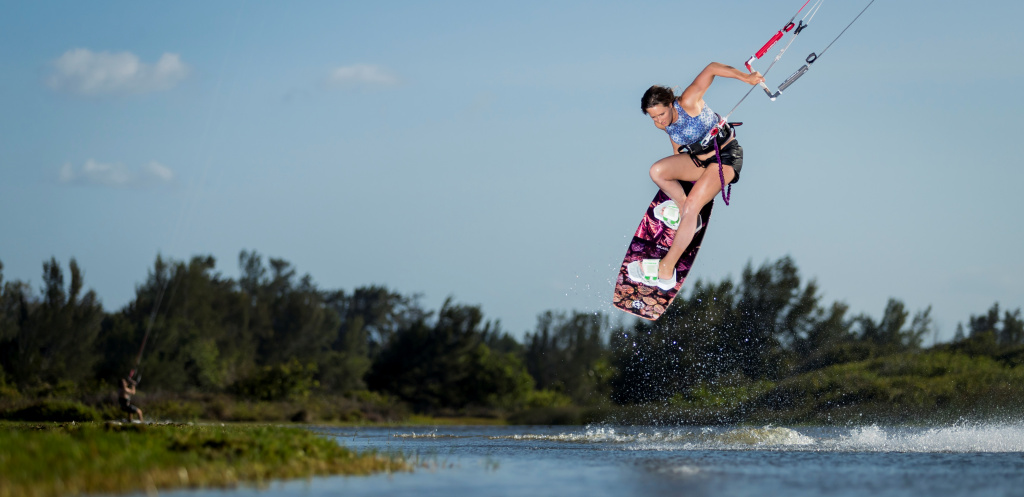 AM-8377.jpg AM-8377.jpg