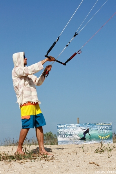 Тесты кайтов SLINGSHOT 2014 от кайтшколы LUCKY KITES Тесты кайтов SLINGSHOT 2014 от кайтшколы LUCKY KITES