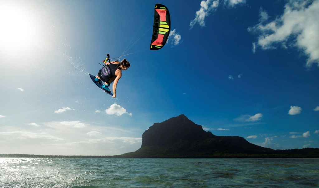 Кайт Slingshot Rally 2017.jpg