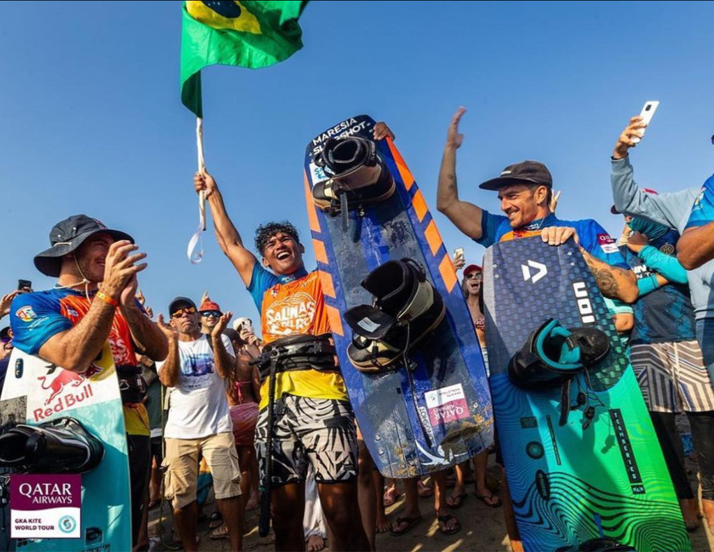 Король вернулся! Карлос снова первый!