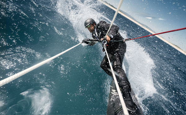 Hugo Boss доверяет Slingshot.jpg