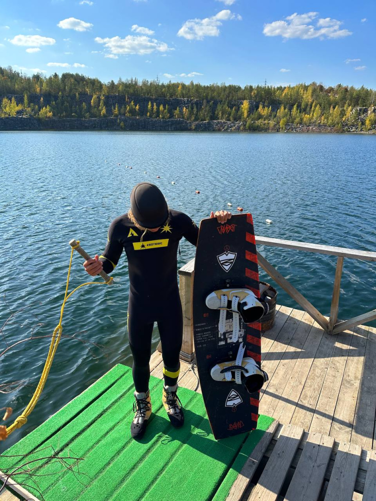 Видеобзор гидрокостюмов Esoteric из Петрозаводска