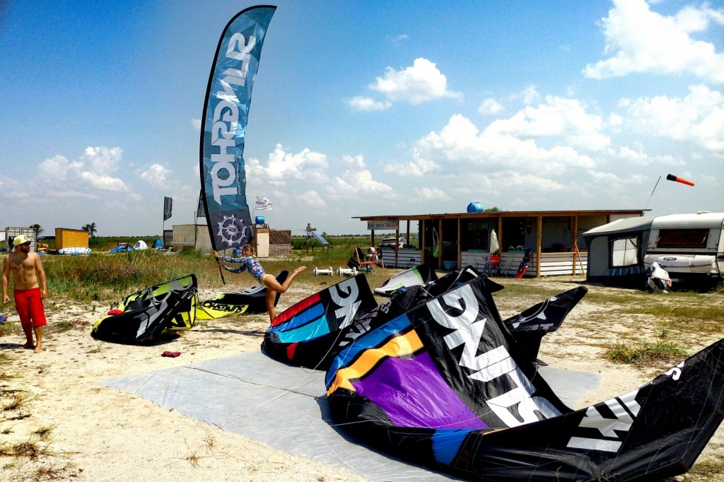 SLINGSHOT WAVE SST 2016.jpg