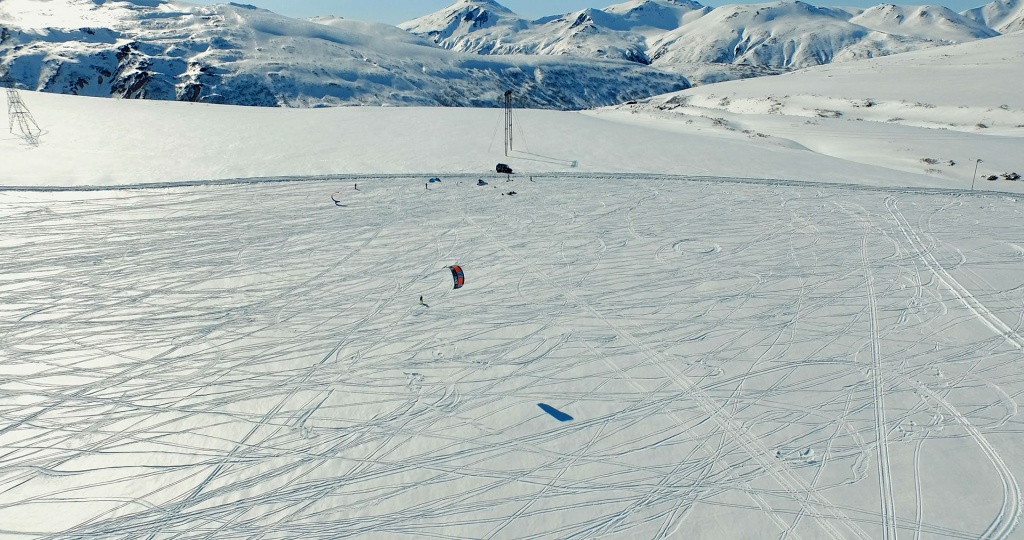 Камчатский кайтинг.jpg