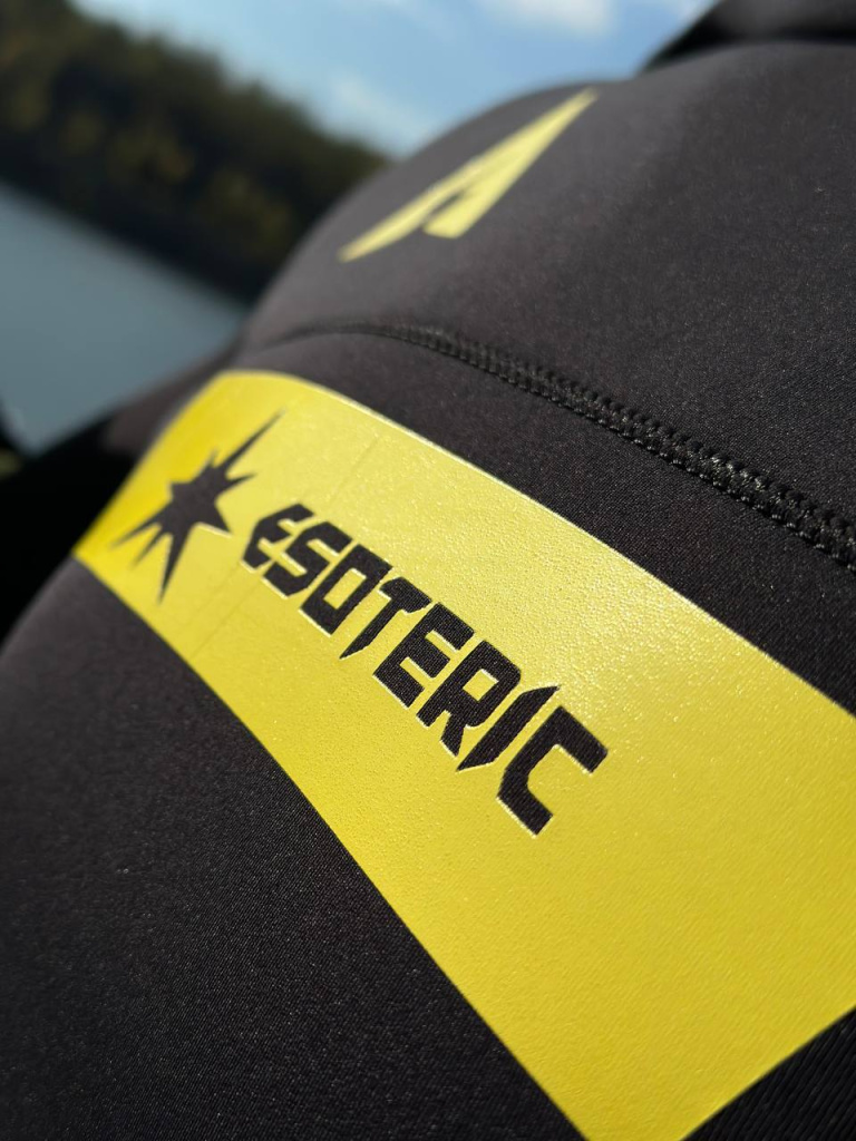 Видеобзор гидрокостюмов Esoteric из Петрозаводска