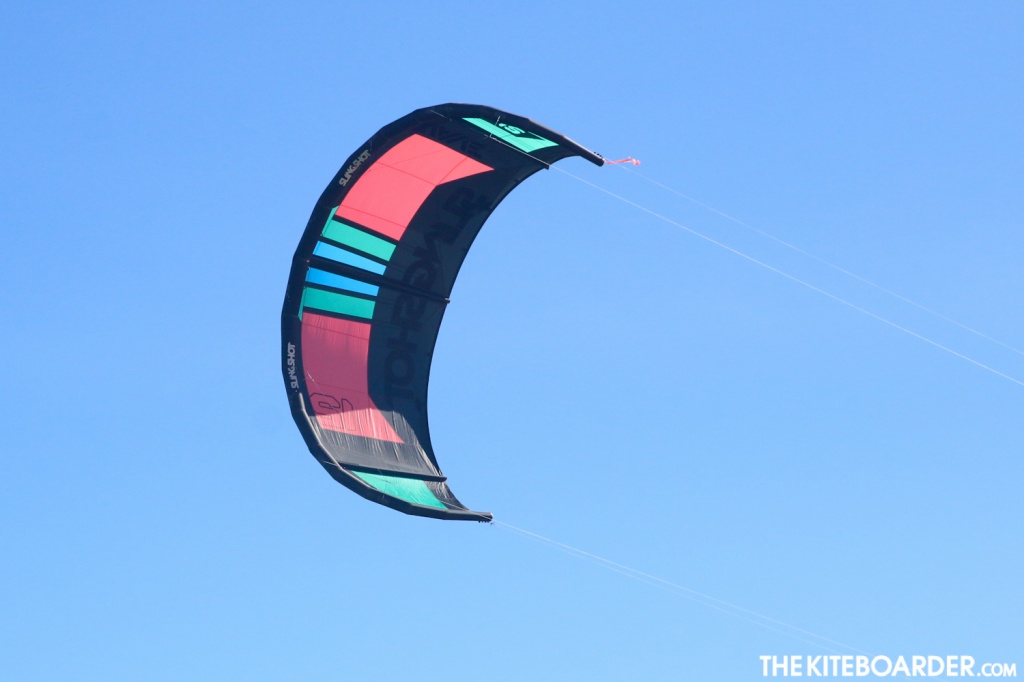 Отзыв о кайте 2017 SLINGSHOT WAVE SST от TheKiteBoarder.com (TKB)