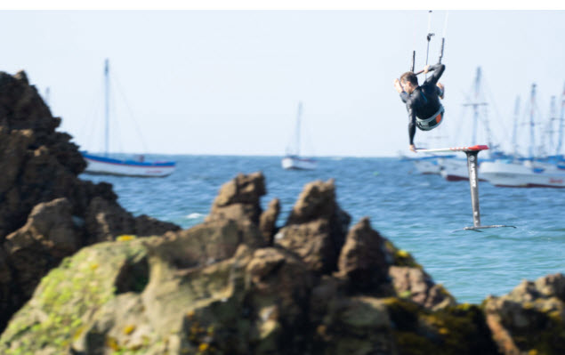 Slingshot Foiling