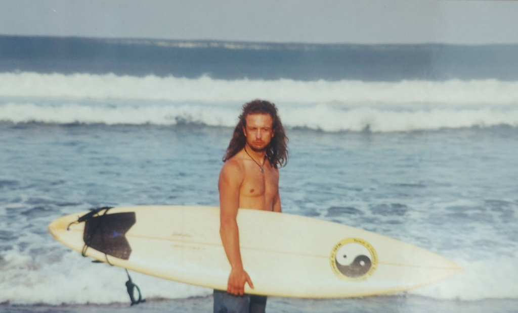 Владимир Бобылев серфинг на Бали Kута начало 90x