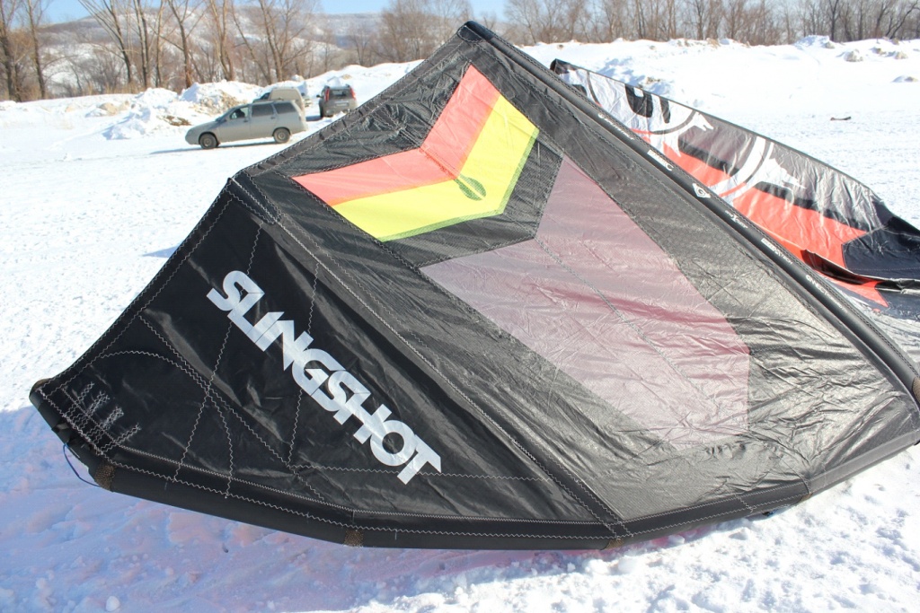 В кайт школу WindGames на тесты попала мировая легенда: кайт Slingshot Rally 2015 