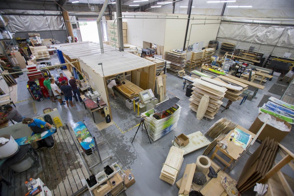 мировой лидер в кайт индустрии компания Slingshot.jpg