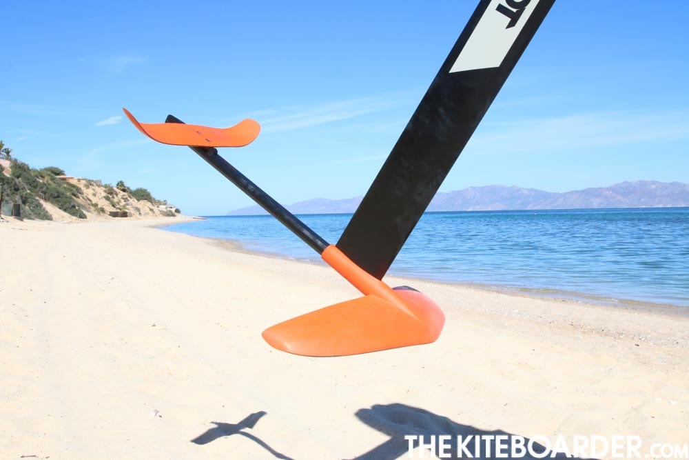 Гидрофойл Slingshot Hover Glide обзор от TheKiteboarder Гидрофойл Slingshot Hover Glide обзор от TheKiteboarder