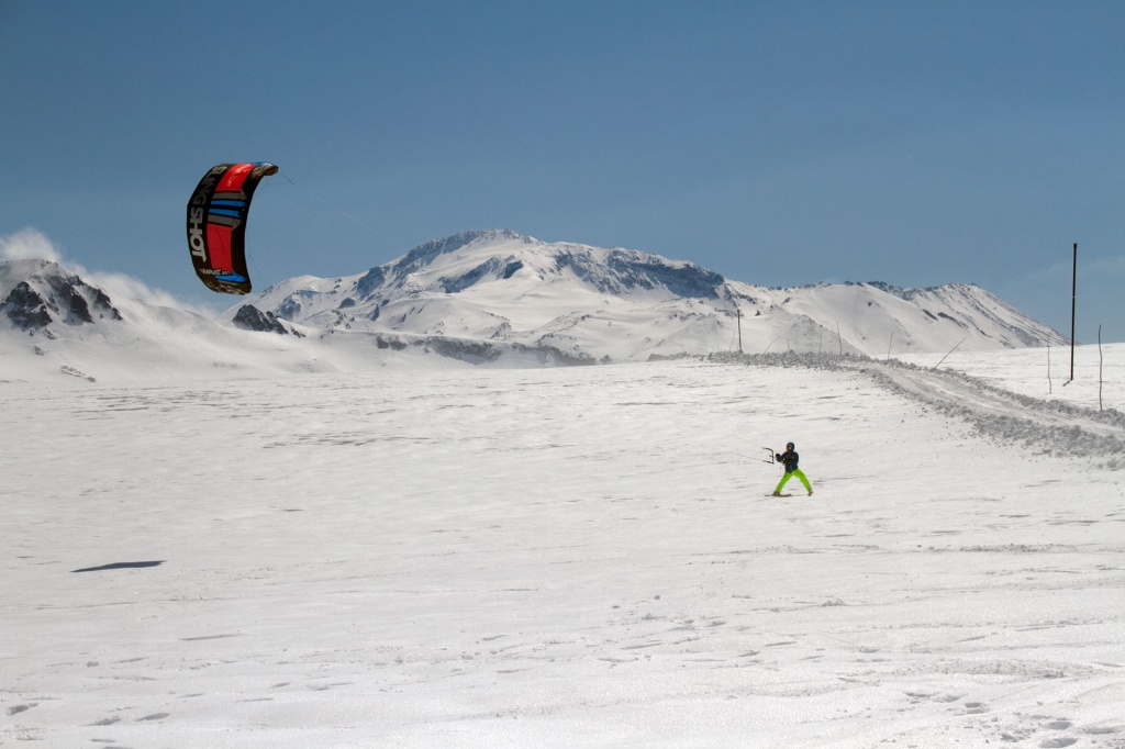 Камчатский кайтинг.jpg
