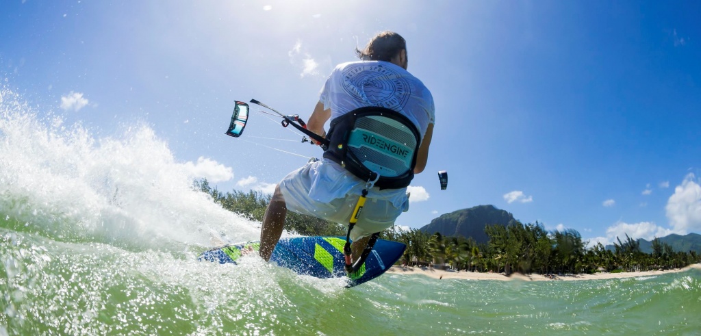 Slingshot Wave SST 2017 .jpg Slingshot Wave SST 2017 .jpg