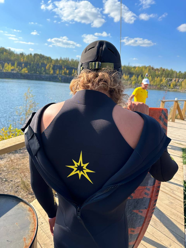 Видеобзор гидрокостюмов Esoteric из Петрозаводска