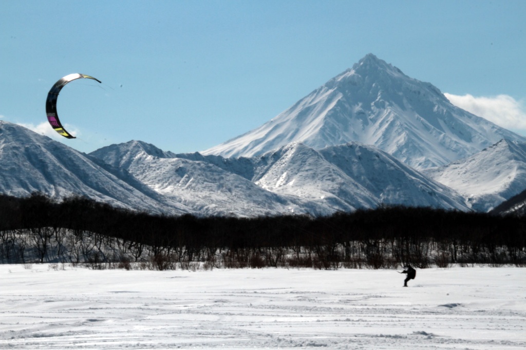 Кайтсерфинг и снойукайтинг в Барнауле