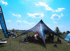 3,4,5 июня дни ветра на о. Плещеево. Температура воздуха днем до 27° С - отлично, ветер С-СЗ в порывах до 14 м/с - отлично*отлично. 