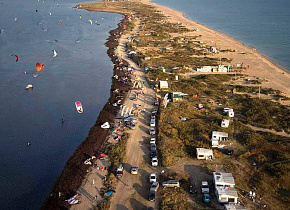 Кайт-кэмп в станице Благовещенская H2Oxtrm 2023 Кайт-кэмп в станице Благовещенская H2Oxtrm 2023